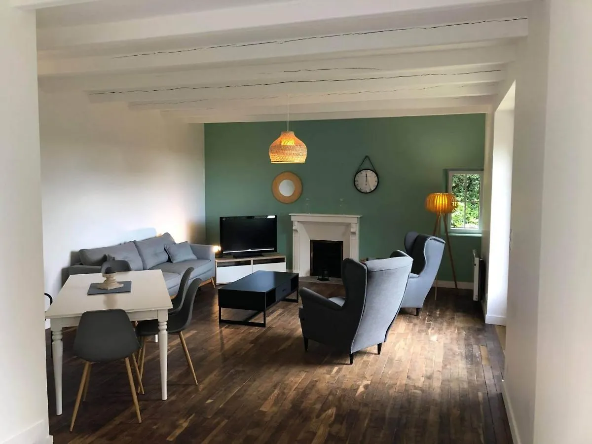 Maison 2 Ch - 7 Pers - au coeur du Château de Bothané Guidel 0*,  France