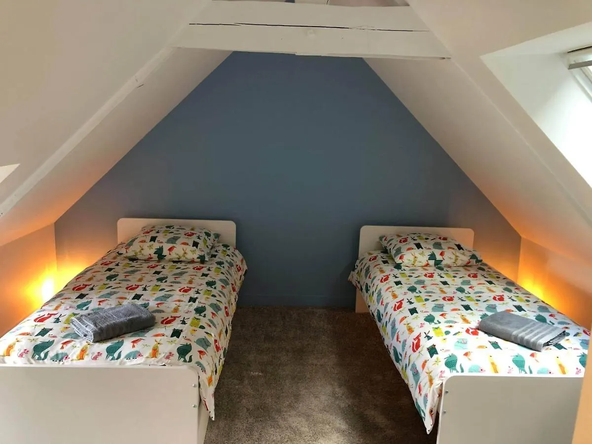 Hébergement de vacances Maison 2 Ch - 7 Pers - au coeur du Château de Bothané Guidel France